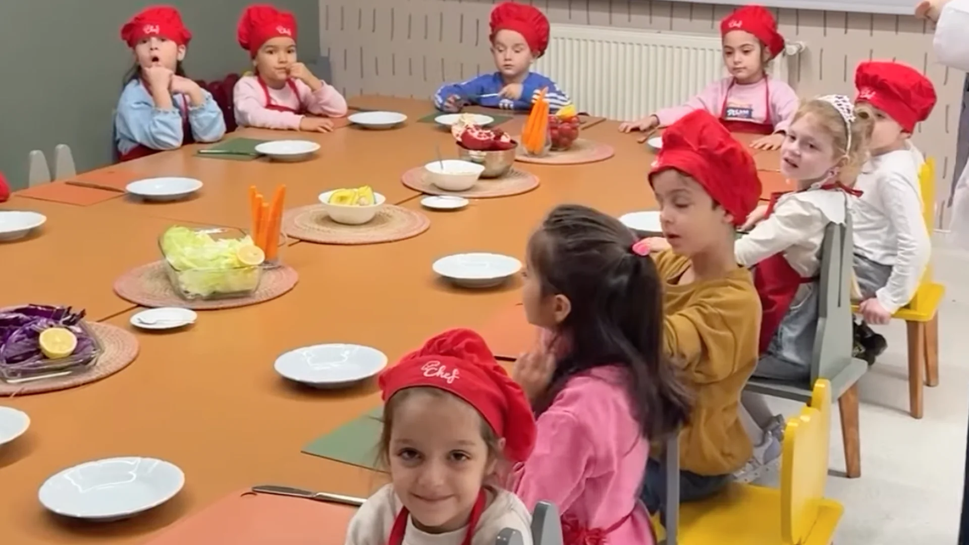 Çınar Koleji Erken Öğrenme Merkezinde Keşfederek Öğrenen Çocuklar